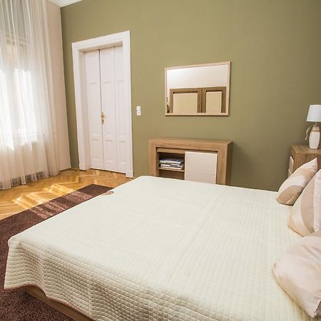 Novak Apartman Szeged Eksteriør billede