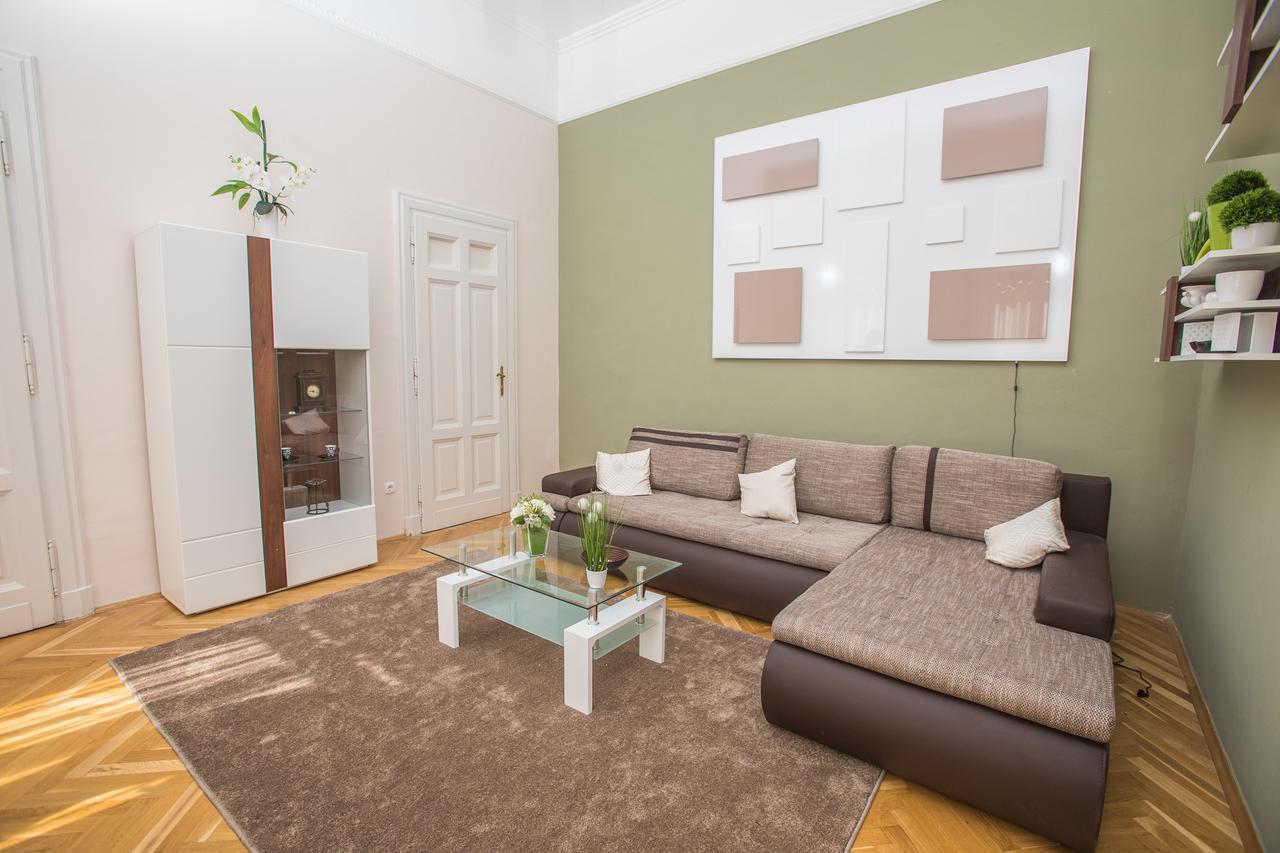 Novak Apartman Szeged Eksteriør billede